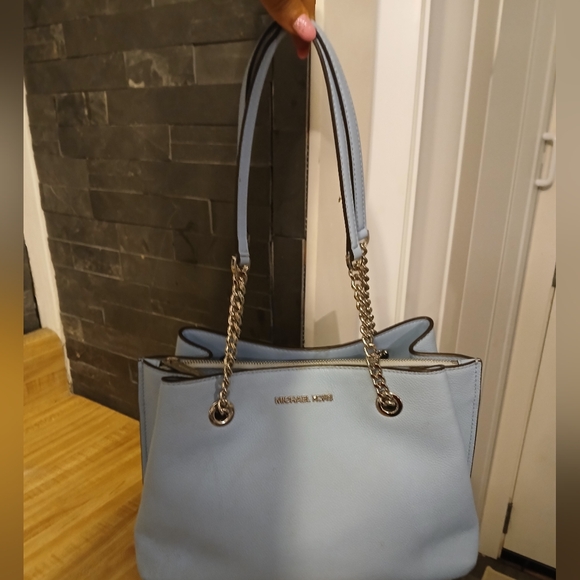 Michael Kors EUC Baby Blue Chain Satchel Bag - Picture 3 of 14